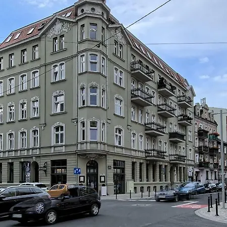 Rk Premium - A View Of The Old Town * Poznań
