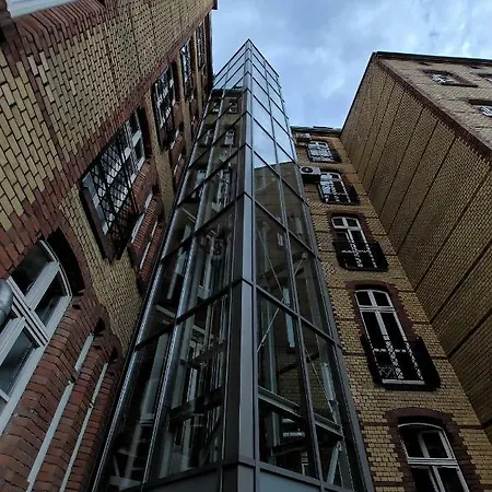 Rk Premium - A View Of The Old Town